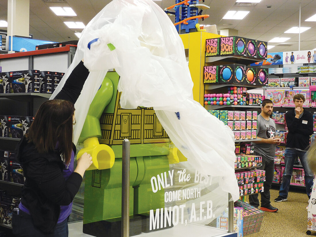 Scheels previews grand opening News, Sports, Jobs Minot Daily News